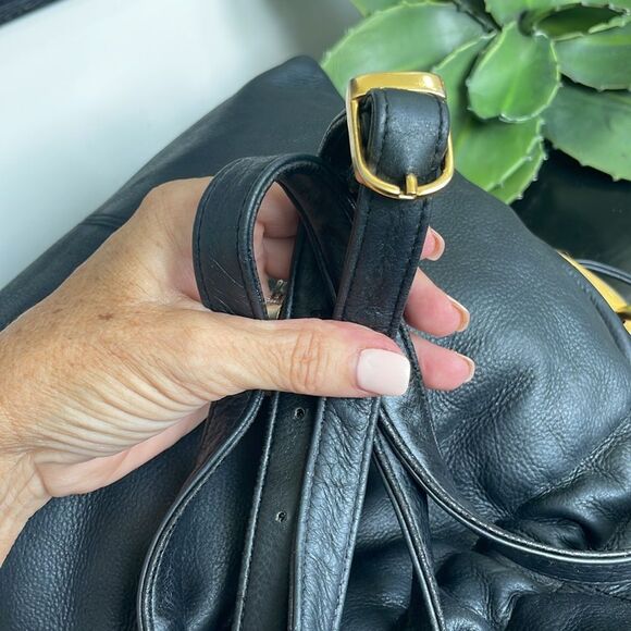 Italian Leather bucket bag crossbody shoulder handbag drawstring black gold - Picture 8 of 13